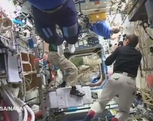 ISS astronauts join Mannequin Challenge