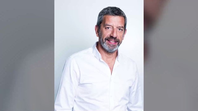 Michel Cymes appelé en renfort pour aider les infirmières à l'hôpital