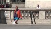 Confinement : des Parisiens décident de "s’auto-déconfiner" dans le 18ème arrondissement et font polémique