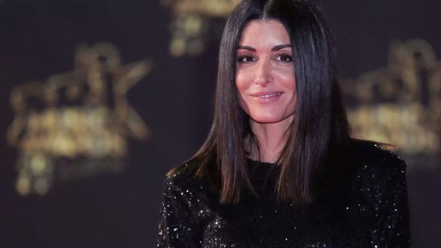 Jenifer s'affiche sans maquillage et en jogging depuis sa Corse natale