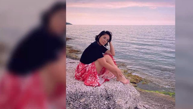 Agathe Aurpoux : voici comment reproduire son look fleuri à moins de 20€ !