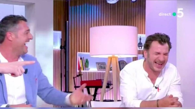 Michaël Youn trompé par sa femme : il l'apprend en Une d'un magazine people