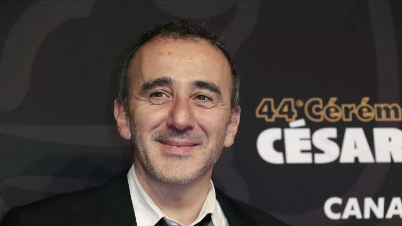 Eli Semoun : l'humoriste a fait un changement de look radical (PHOTO) "J'ai craqué" : le changement de look radical d'Elie Semoun