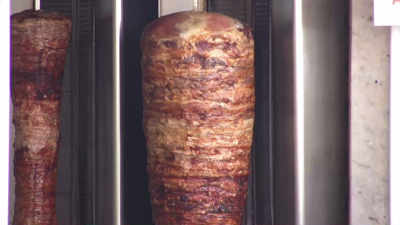 Combien De Calories Pour Un Kebab Combien de calories contient le kebab ? - Vidéo Dailymotion
