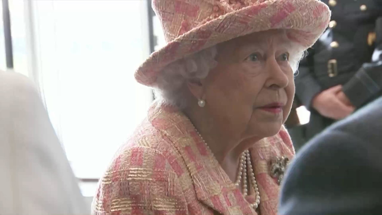 Elizabeth II : des objets de la famille royale volés par un employé peu scrupuleux
