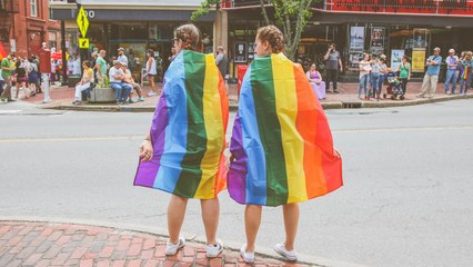 Mois des fiertés : ces chiffres choquants concernant les personnes transgenre (vidéo)