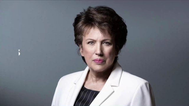 Les Reines du Shopping : Roselyne Bachelot tacle violemment Julie Zenatti sur son choix de tenue