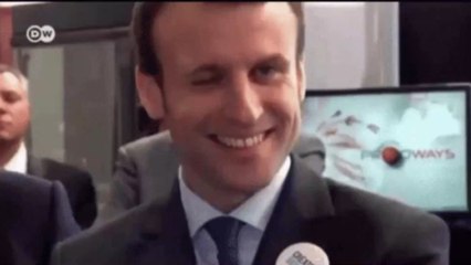 Charlie Hebdo : Emmanuel Macron défend la liberté de blasphémer