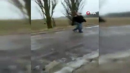 Ukraynalılar, Rus askerlerini tuzağa çekip zırhlı araçlarını imha etti