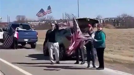 Convoy de camiones hacia Washington