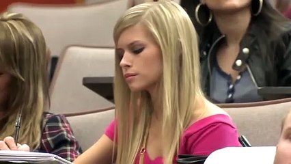 La alumna perfecta Tráiler VO