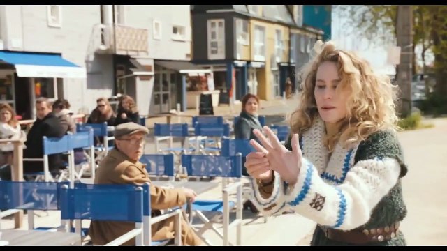 50 primaveras Tráiler