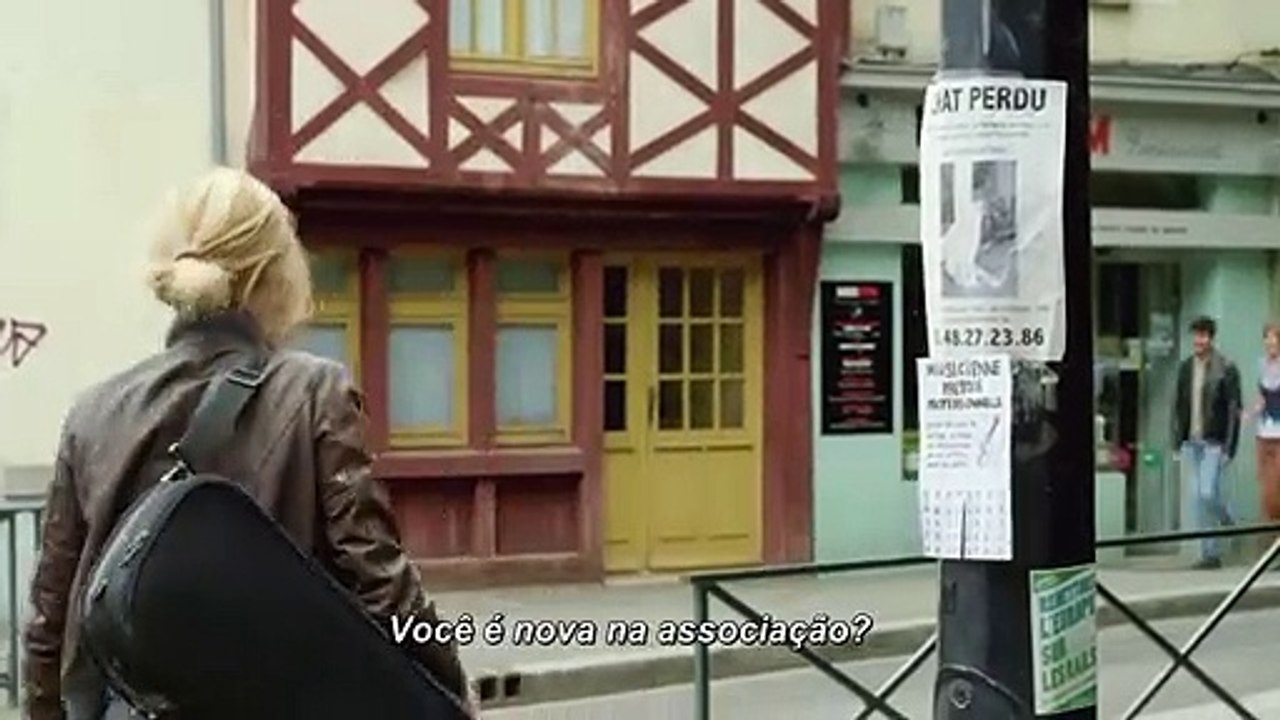 Esperando Acordada Trailer Legendado