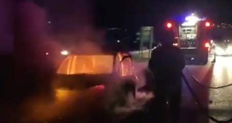 Belvedere Spinello (KR) - Auto in fiamme sulla Strada Statale 107 (04.03.22)