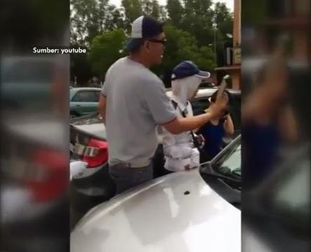 Pasangan halang tugas penjawat awam didakwa