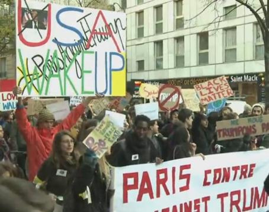 Anti-Trump protesters demonstrate in Paris