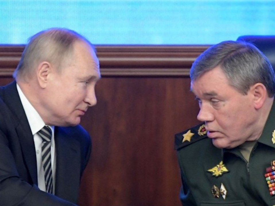 Kann Wladimir Putin allein einen Atomkrieg entfachen?