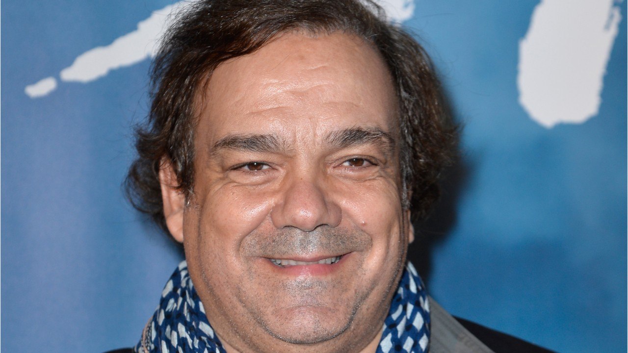 GALA VIDÉO – Didier Bourdon longtemps absent pour son fils aîné : “Je l’ai eu très jeune”