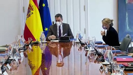 Tải video: El Gobierno reitera que no subirá los impuestos y agiliza la acogida de ucranianos