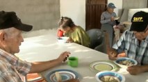 Más de mil adultos mayores se quedaron sin alimentación tras cierre de comedores comunitarios