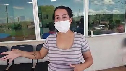 "Estou com minha madrasta faz nove dias aqui internada" diz revoltada mulher que aguardava por leito