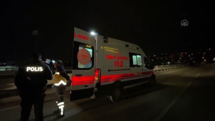 Devrilen tırın sürücüsü yaralandı