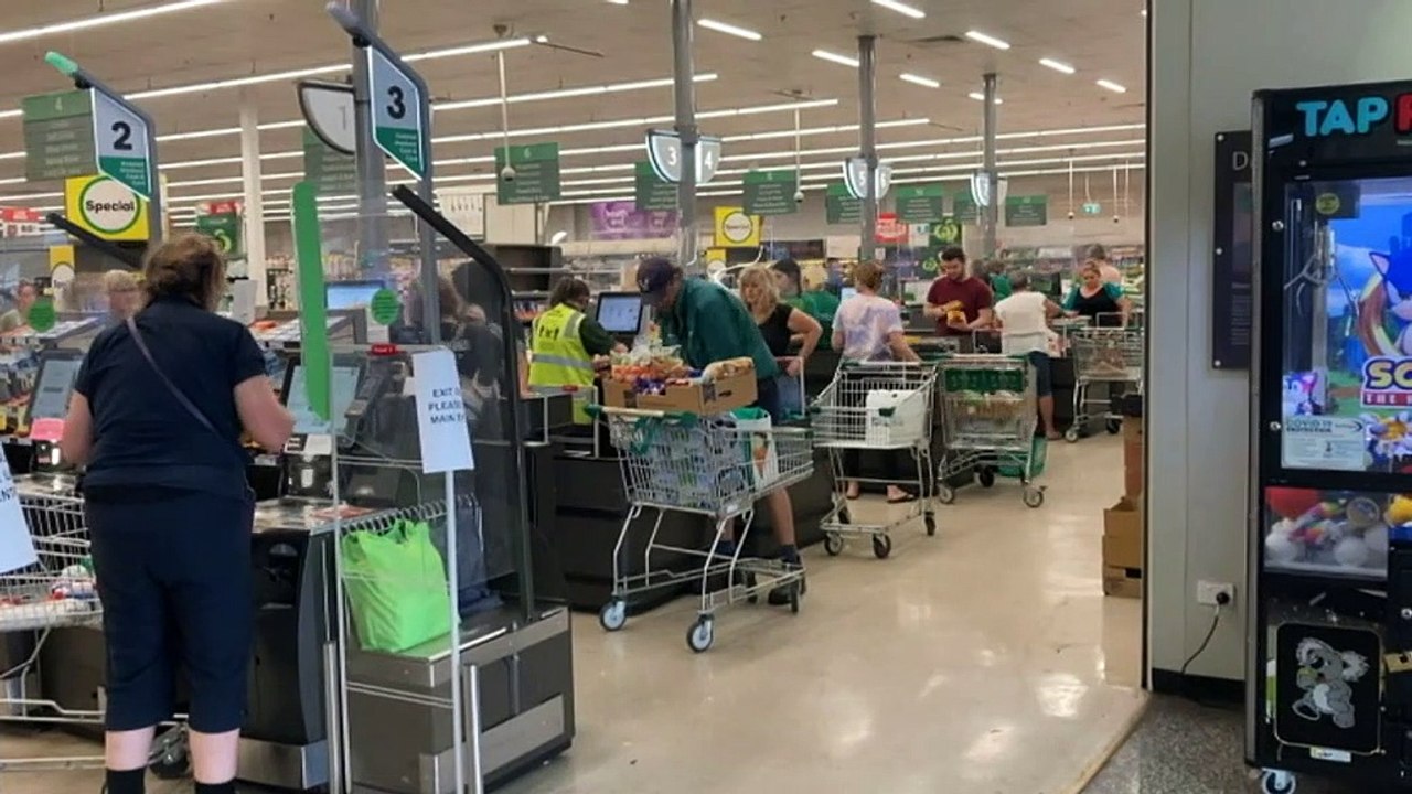 NSW flood death toll rises to five amid Norther...