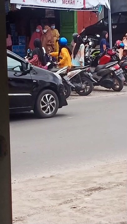 Antrian beli minta goreng