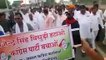 राजस्थान में कांग्रेस के इस दिग्गज नेता के खिलाफ ही सड़कों पर उतगर गए कांग्रेस कार्यकर्ता, देखें वीडियो