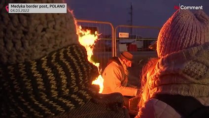 Piano player brings musical relief to Ukraine refugees