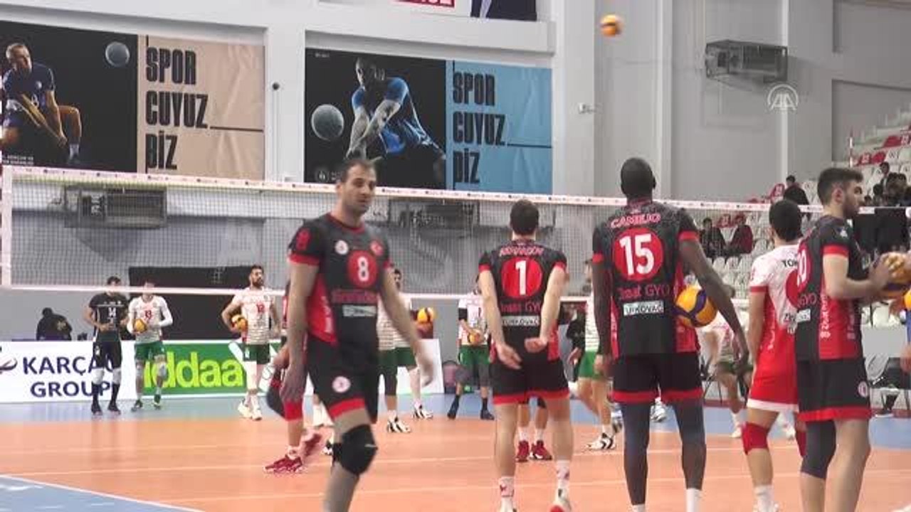 Voleybol: AXA Sigorta Efeler Ligi - Allpower Akü Cizre Belediyespor: 0 - Ziraat Bankası: 3
