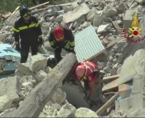 Gempa susulan rencatkan usaha menyelamat