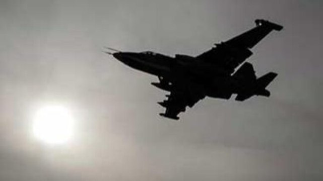 SU-25 jets seen bombing Kyiv suburb Irpin | Ground report