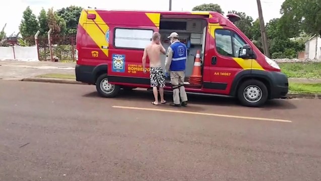 Após discussão de casal, homem é agredido e esfaqueado pela esposa