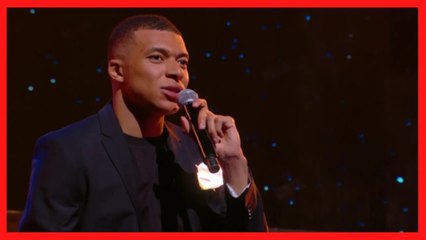 Les Enfoirés 2022 : Kylian Mbappé encensé par les internautes après sa première participation