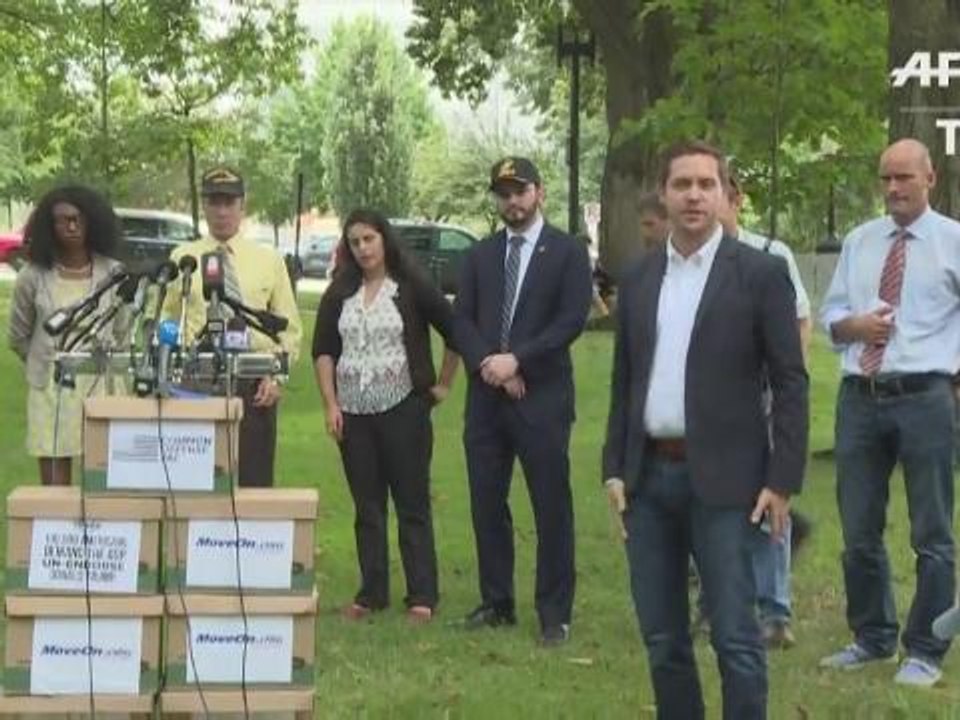 Veterans petition GOP leaders to 'un-endorse'  Donald Trump