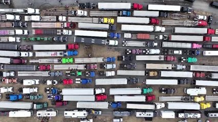 California'dan yola çıkan aşı karşıtı kamyoncuların Maryland'teki bekleyişi sürüyor