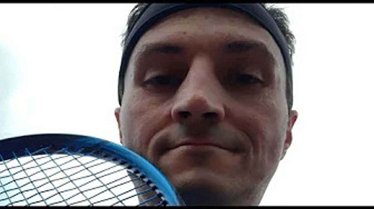 Stroncato da un malore in garage dopo un torneo di tennis: Matteo muore la vigilia del suo 45esimo c
