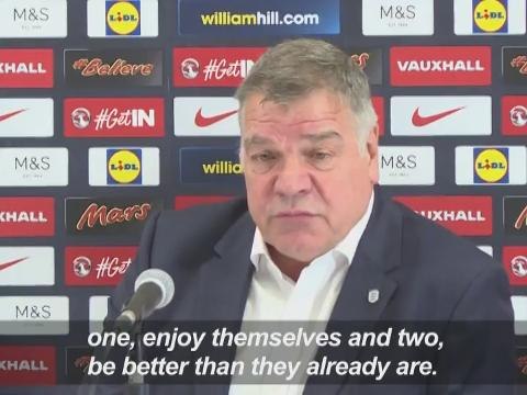 New England soccer boss Allardyce challenges players to improve