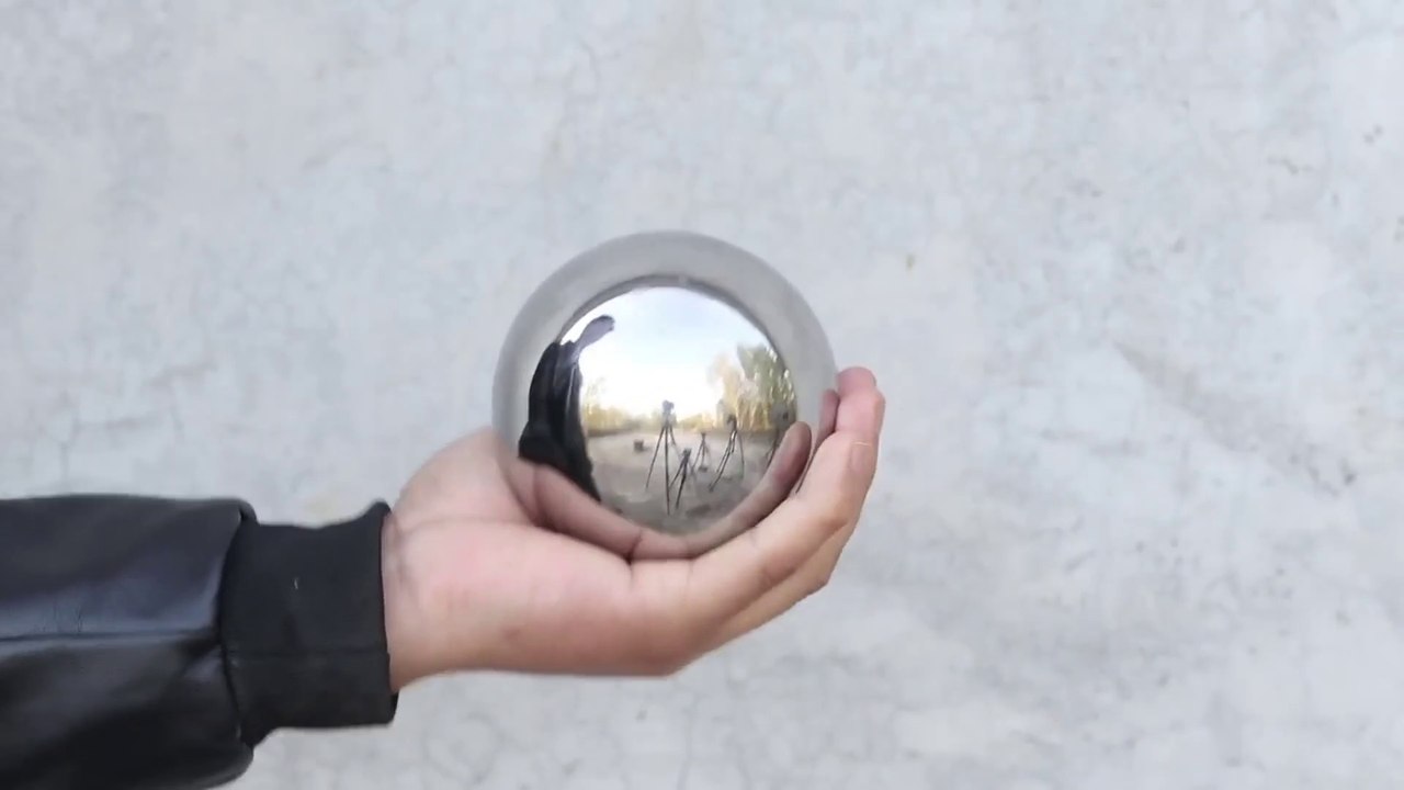 Hardcore test! What happens when a 1000-degree iron ball meets an ice cube?