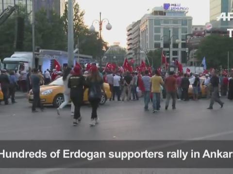 Hundreds of Erdogan supporters rally in Ankara