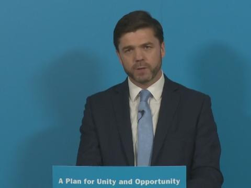 Little known minister Stephen Crabb launches bid to be UK PM