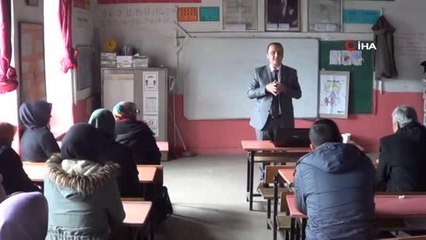 Sandıklı'da "Aile Okulu" seminerleri binlerce aileye ulaştı