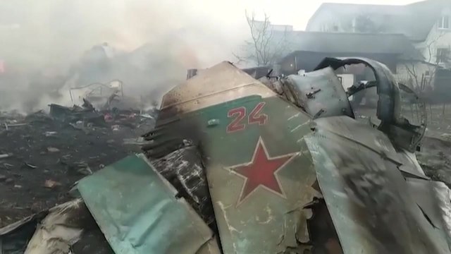 러시아 전투기 하루에 석 대 격추...전투기·방공시스템 지원해 달라 / YTN