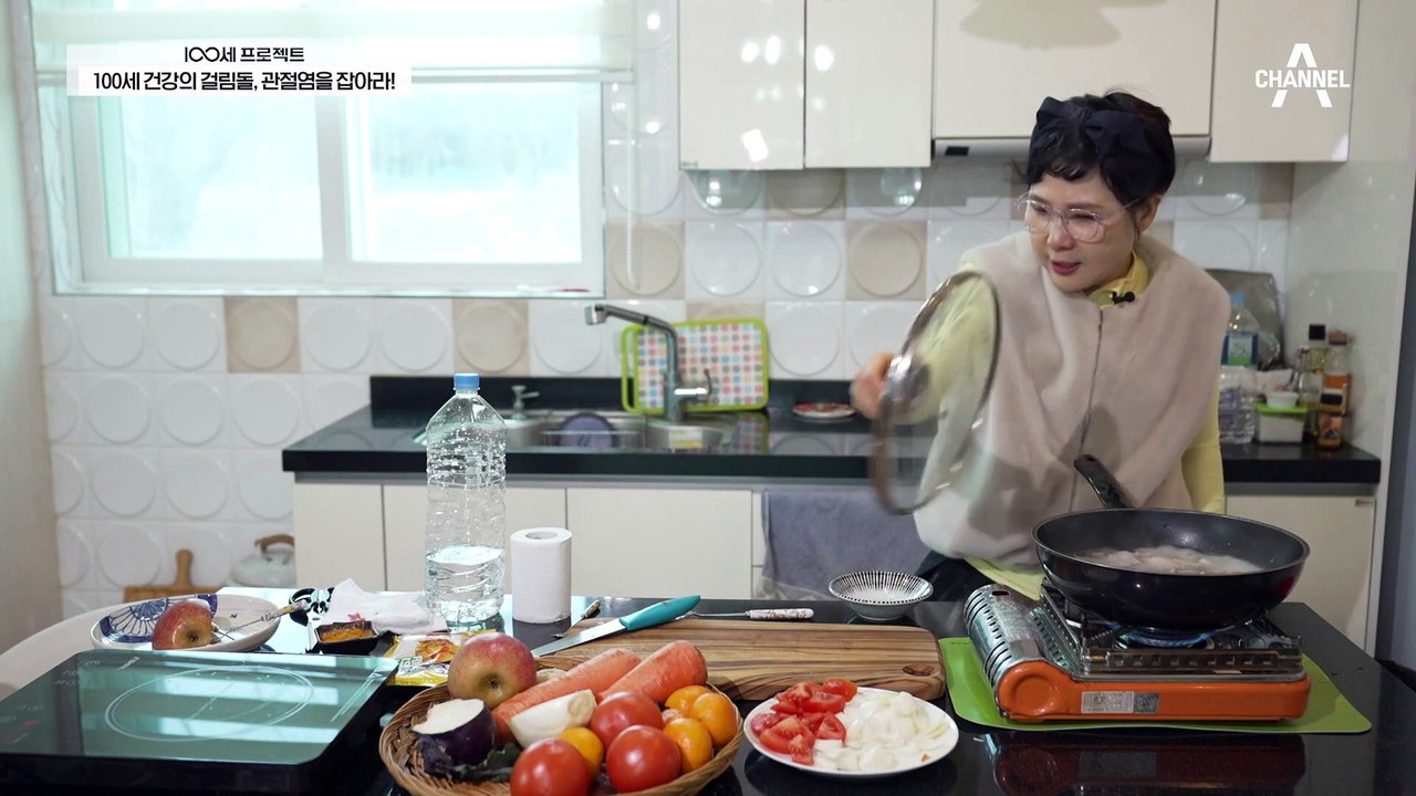 카레에 강황 가루 또 추가?! 관절 건강을 위한 개그우먼 김보화의 음식 속 비법