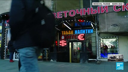 Sanctions contre la Russie : les cartes bancaires Visa et Mastercard russes suspendues à l'étranger