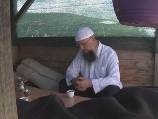 Bosnia struggles to rein in Muslim 'radicals'