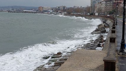 Marmara Denizi'nde şiddetli poyraz