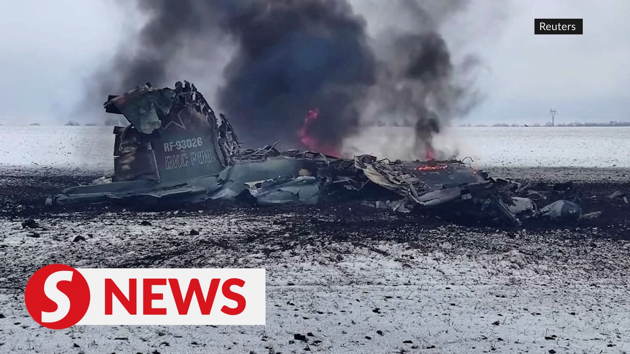 Putin likens sanctions to war, assault traps civilians