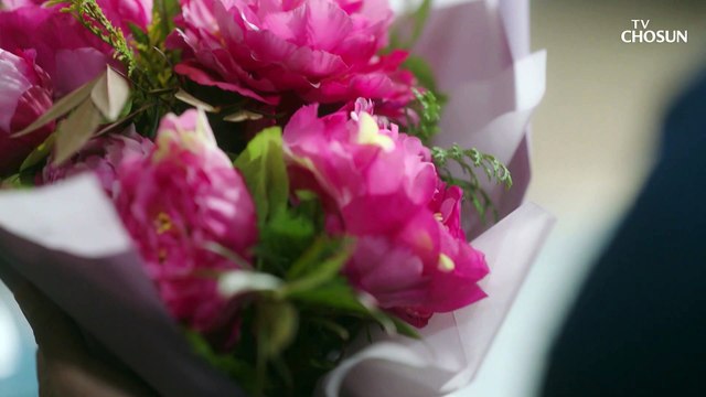 고민하는 이혜숙의 머리를 때리는 노주현 TV CHOSUN 20220306 방송